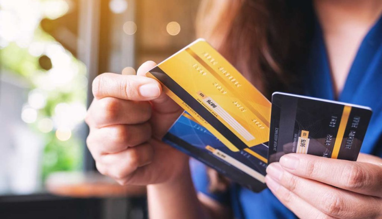 La morosidad familiar alcanza un récord histórico del 6,6%: crece el endeudamiento por tarjetas y salarios insuficientes