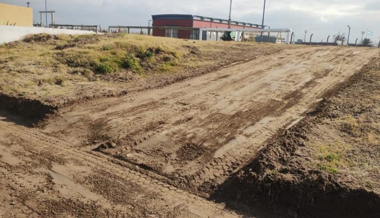 Se pone en condiciones el predio de la pista de atletismo para la etapa local de los Juegos Bonaerenses