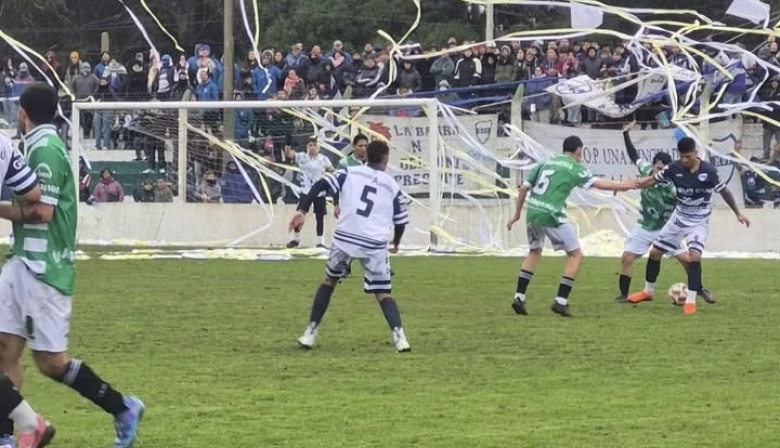 Liga Necochea de Fútbol: Jorge Newbery dio el golpe de la fecha y el clásico de Quequén terminó empatado