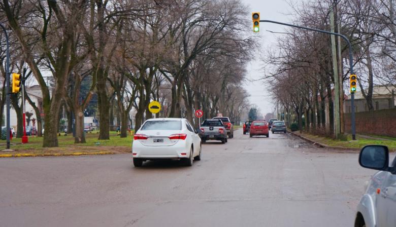 Pusieron en funcionamiento los semáforos de 58 y 81
