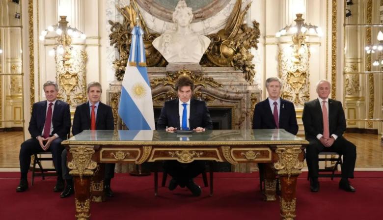 En cadena nacional, Javier Milei defendió los vetos y acusó al Congreso de atentar contra el programa económico