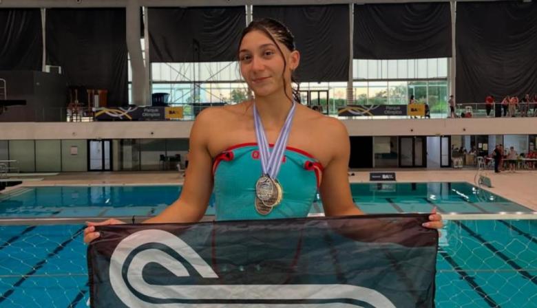 Guadalupe Angiolini brilló con cuatro medallas en el Nacional Open de Natación