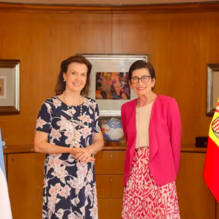 La Embajadora de España abandona Argentina en medio de una crisis diplomática