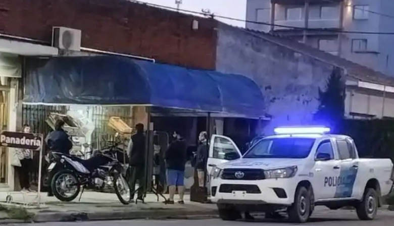Rápido accionar policial tras violento asalto a un almacén en Villa Díaz Vélez: un detenido