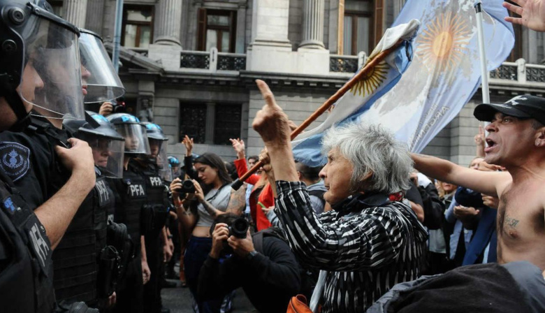“La marcha más grande”: este miércoles se movilizan jubilados, trabajadores del Garrahan y el colectivo Ni Una Menos