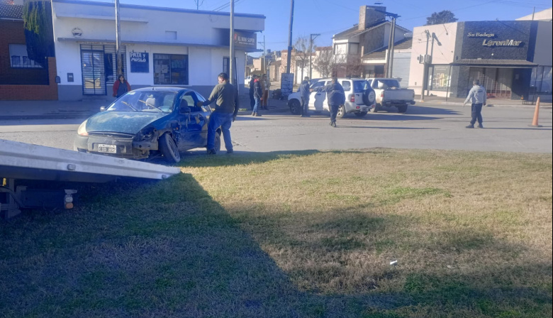 Choque en avenida 59 y 76 dejó demoras en el tránsito, aunque sin heridos de gravedad