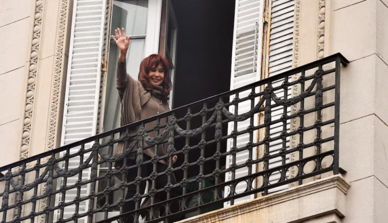 La Justicia le otorgó la prisión domiciliaria a Cristina Kirchner