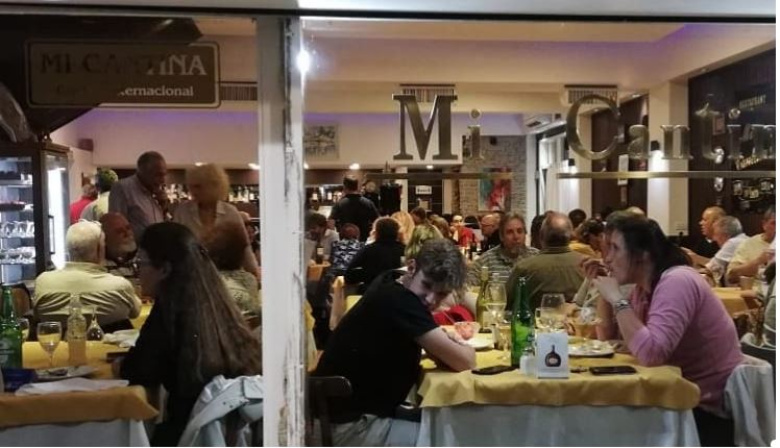 Bajo los efectos del alcohol, rompió de un cabezazo la vidriera de un restaurante en Necochea