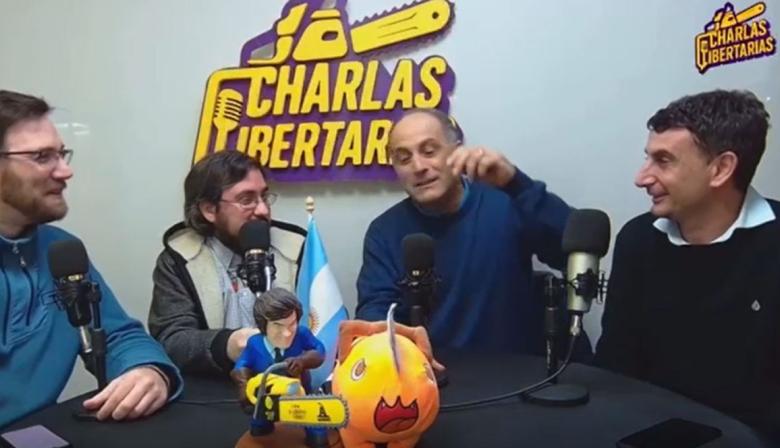 Burla y desprecio: Valiante y Cerezuela se ríen de los abuelos mientras pacientes oncológicos temen ser derivados a la Cruz Azul