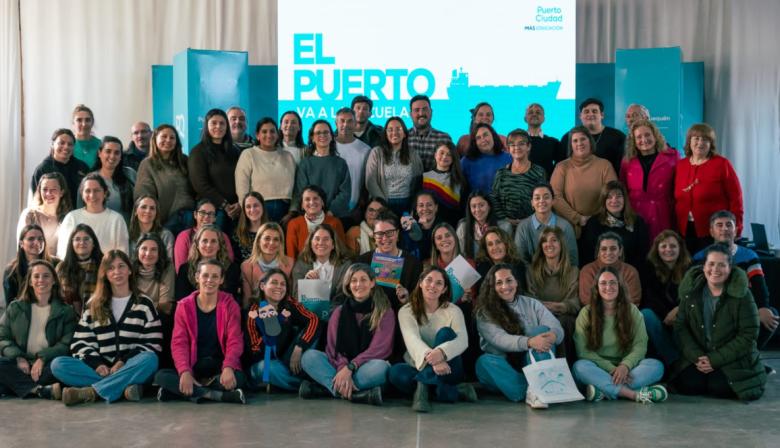 El puerto va a la escuela sigue creciendo: comenzó el Curso de Formación con Puntaje Docente