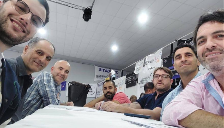 Cerezuela y referentes libertarios de Necochea involucrados en la escuela ligada a la Mafia de la Aduana