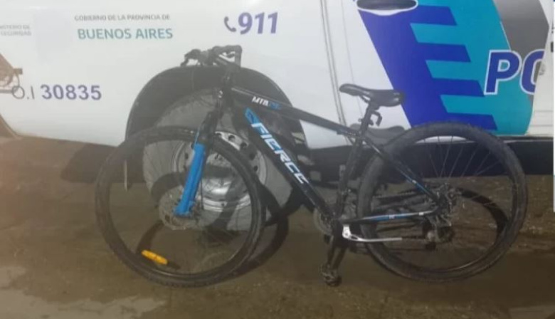 Tres menores demorados por el robo de una bicicleta en una iglesia evangélica