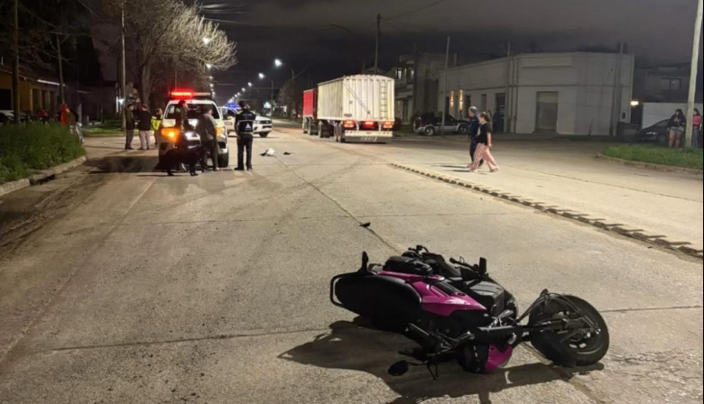 Murió una joven motociclista tras un choque