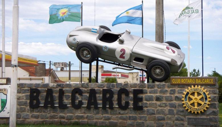 Reino advirtió que Balcarce atraviesa una “alarma roja” financiera y que será difícil pagar los aguinaldos