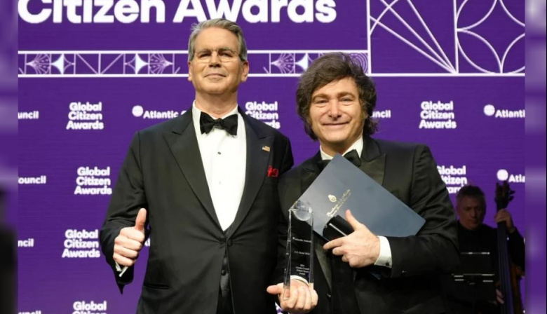 El secretario del Tesoro de Trump felicitó a Milei y aseguró que “Argentina se encamina hacia un futuro económico brillante”