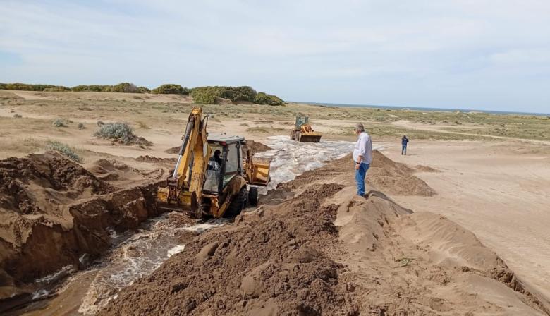 Los canales del distrito funcionan con normalidad tras tareas de mantenimiento del EMSUR