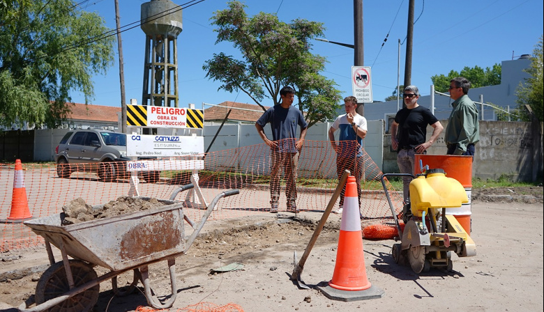 El municipio amplía en Quequén la red de gas que beneficia al Jardín Barquito de Papel