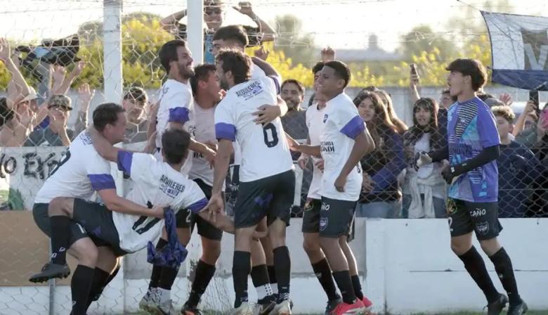 Villa del Parque logró el ascenso a la Zona A tras vencer nuevamente a Gimnasia