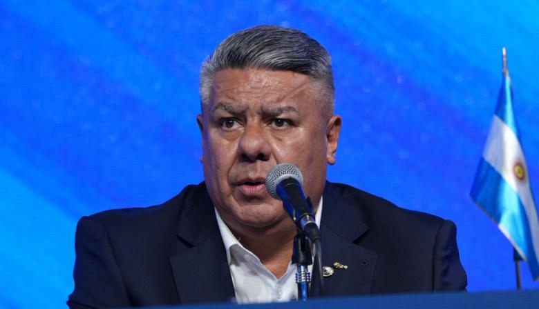 Otro mamarracho del Chiqui Mafia: Suspendió por 6 meses a Verón como presidente y sancionó a futbolistas de Estudiantes