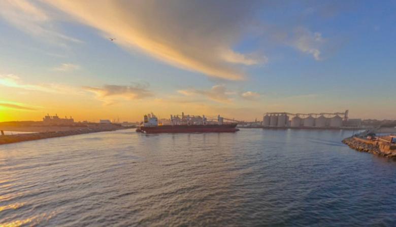 Puerto Quequén supera por primera vez los 8 millones de toneladas operadas