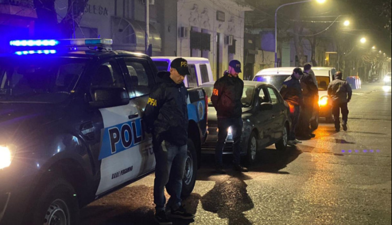 Detienen en Buenos Aires a dos acusados por una millonaria defraudación informática contra un comerciante de Necochea