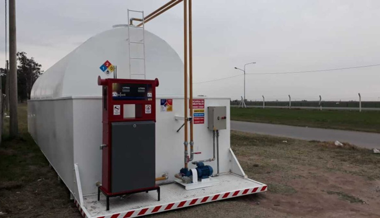 El Gobierno autorizó las estaciones de servicio móviles para ampliar el abastecimiento de combustibles