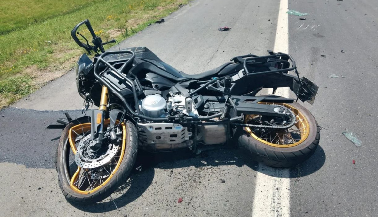 Tragedia en la Ruta 2: murieron un comerciante y su hija tras un violento choque con una moto