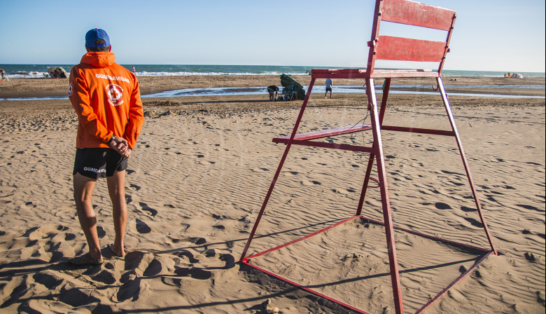Refuerzan el operativo de seguridad en playas: desde enero habrá cobertura plena de guardavidas