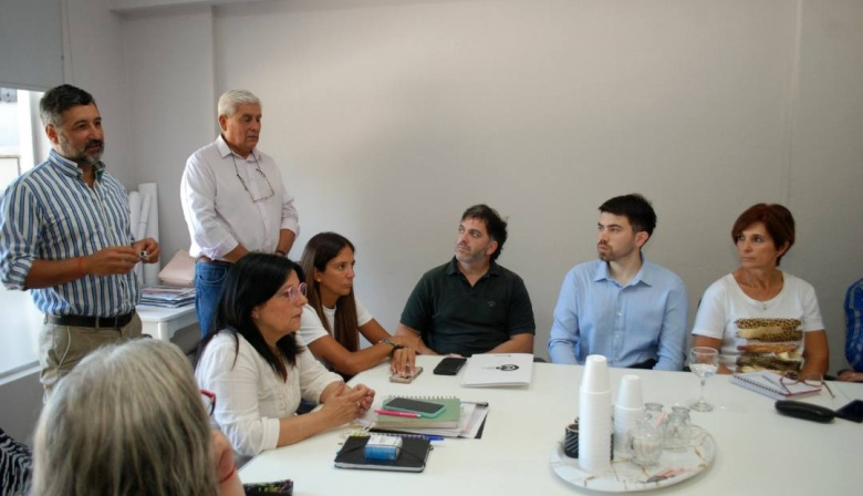 Concejales recorrieron el Centro Operativo de Monitoreo y analizaron la situación de la seguridad en el distrito