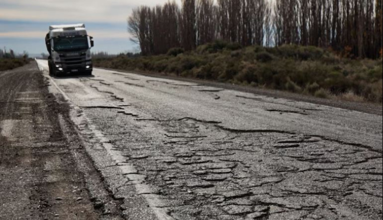 Abandono libertario en las rutas nacionales: el deterioro vial avanza en Buenos Aires y también golpea a Necochea