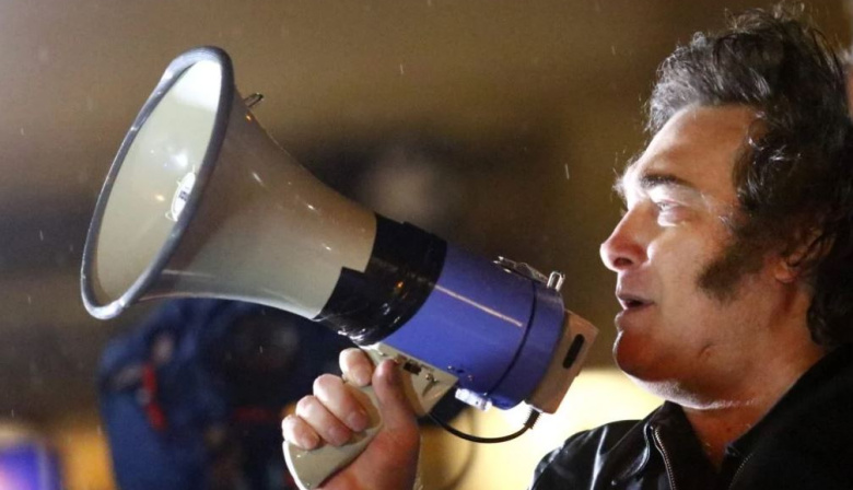 Milei prometió cumplir “todas las promesas antes de mitad de año” durante su visita a Mar del Plata