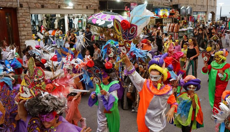 Cultura convoca a la gente que quiera participar del desfile del 2º Carnaval de Máscaras