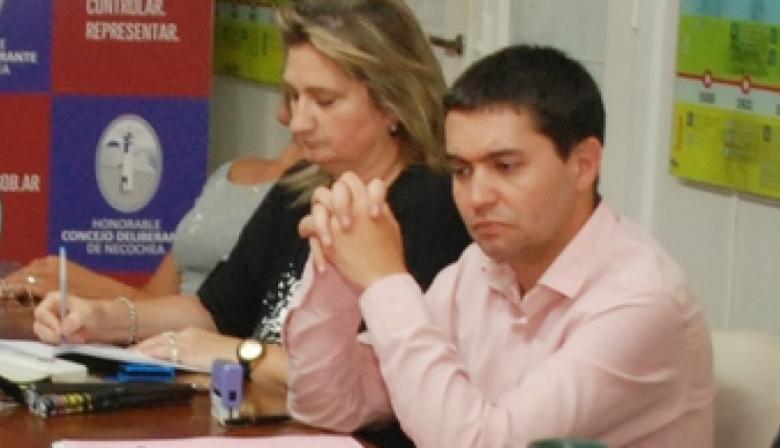 Tabarez  marcó diferencias con los libertarios y llamó a cuidar el clima de trabajo en el Concejo