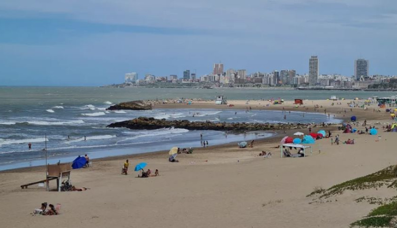 Mar del Plata, gobernada por La Libertad Avanza: los números del turismo contradicen el discurso nacional de una “temporada exitosa”