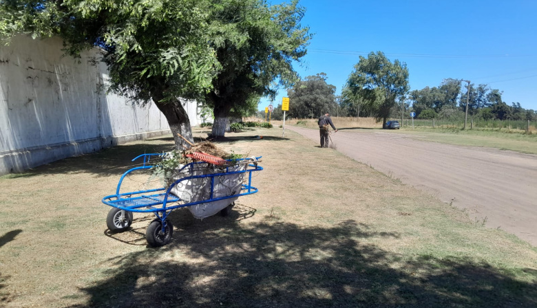 El Municipio refuerza las tareas de limpieza y mantenimiento en distintos barrios de Necochea y Quequén