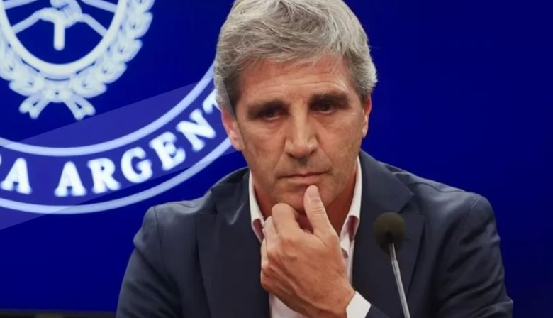 Caputo anticipa meses críticos para las finanzas públicas y advierte a las provincias por la falta de recursos