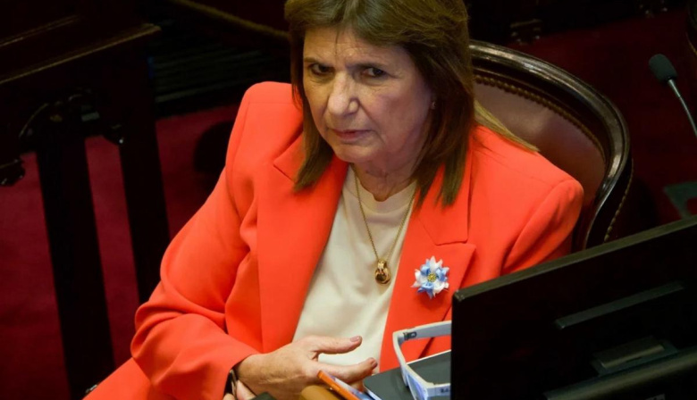 ¿Error técnico o marcha atrás por las críticas? Bullrich retrocedió con el artículo de licencias por enfermedad