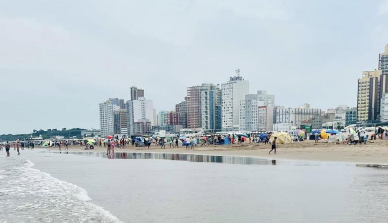 Temporada irregular: más visitantes, menos consumo y estadías cada vez más cortas