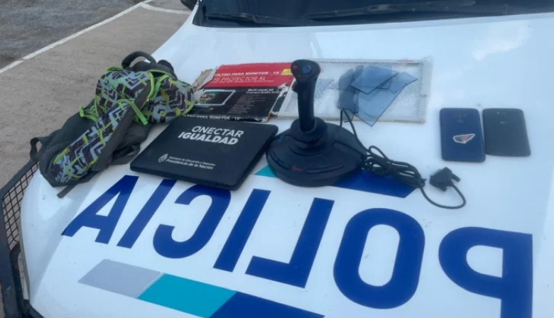 Aprehenden a un hombre en Quequén por resistirse a la policía y llevar elementos sin justificar