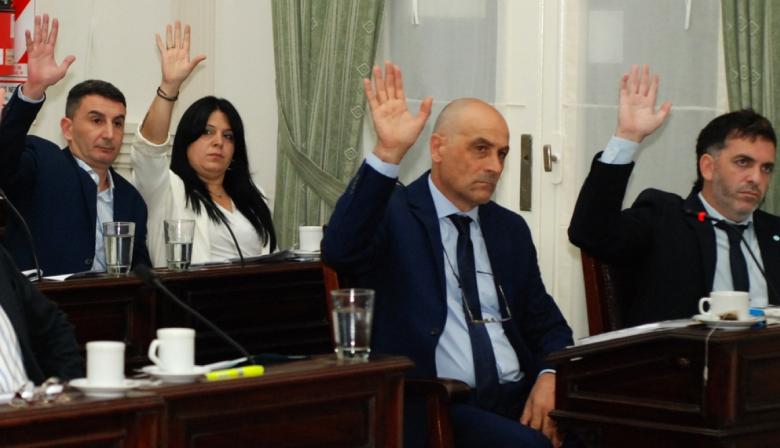 “Que nos diga Cerezuela dónde está Reim, que nos diga Caballero y Valiente dónde está Vieytez”