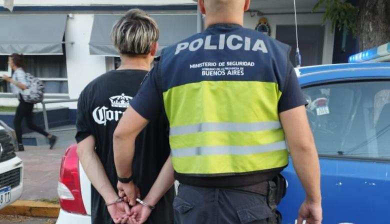 Quiso cobrar para devolver un celular y terminó aprehendido en Necochea
