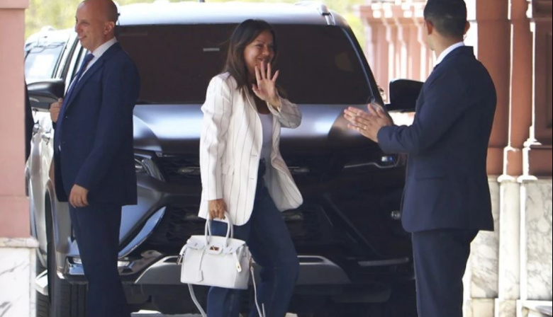 Escándalo en el Gobierno: Pettovello echó a su jefe de Gabinete por créditos del Nación y crece la interna