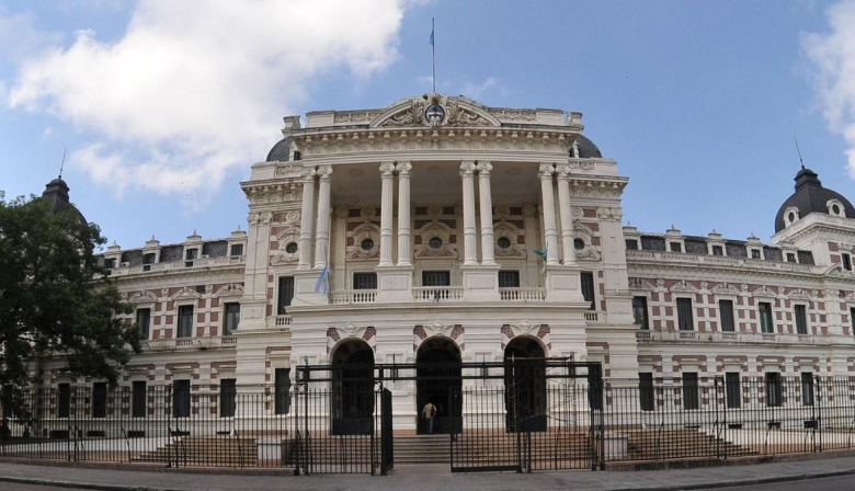 Provincia reglamentó el fondo millonario para municipios y lanza tres programas clave de inversión