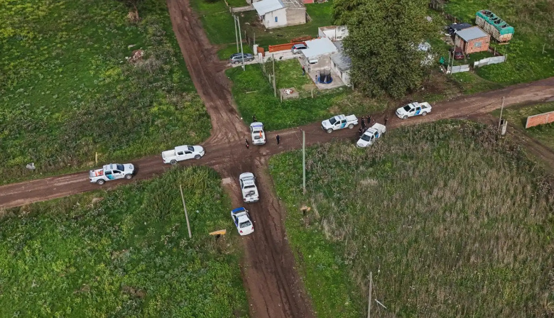 Detuvieron a un prófugo con una moto robada y hubo violentos incidentes contra la Policía