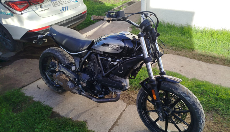 Hallan en Necochea una moto de alta gama con pedido de secuestro activo