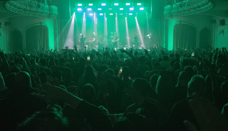 No Te Va Gustar hizo vibrar el Cine Teatro París en una noche histórica para el rock en Necochea