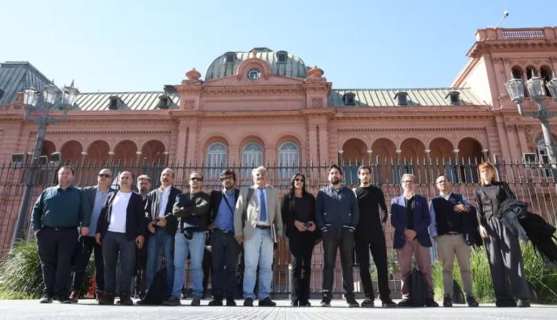 Polémica por la prohibición a periodistas en Casa Rosada: crecen las críticas por el impacto en la libertad de expresión