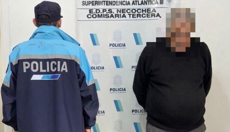 Allanamiento en Necochea: secuestran un arma de fuego y aprehenden a un hombre en una causa por abuso sexual