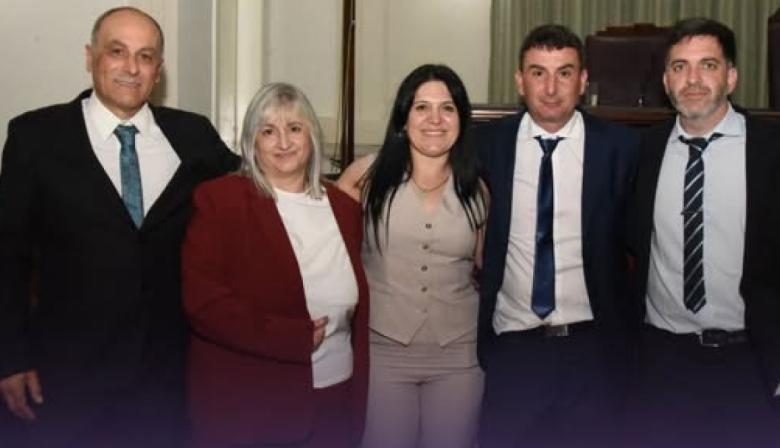 Caraduras sin remedio: el discurso libertario y la realidad que golpea en hospitales, consultorios y barrios