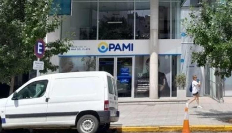 Médicos de PAMI advierten por recortes y analizan un paro: “El sistema nos empuja a renunciar”
